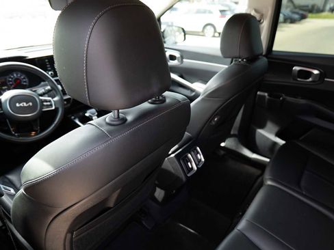 Certified 2022 Kia Sorento S image 23