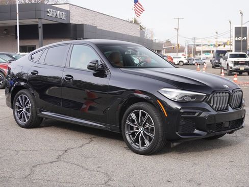 Used 2023 BMW X6 xDrive40i w/ M Sport Package image 74