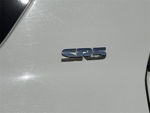 Used 2022 Toyota 4Runner SR5 Premium image 6