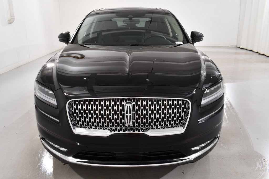 Used 2023 Lincoln Nautilus Reserve w/ Equipment Group 202A AWD/4WD image 3