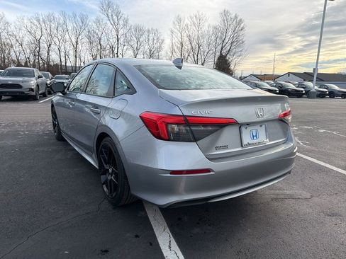 Certified 2024 Honda Civic Sport image 3