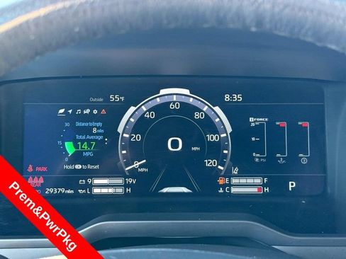 Used 2024 Toyota Tundra Limited AWD/4WD image 22