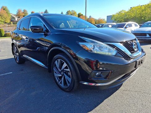Used 2018 Nissan Murano Platinum w/ Cargo Package image 3