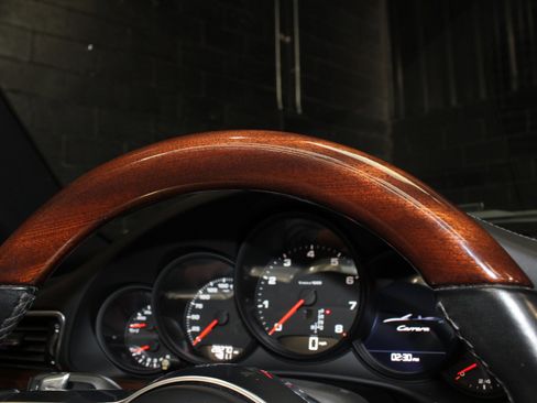 Used 2019 Porsche 911 Carrera w/ Sportdesign Package image 42