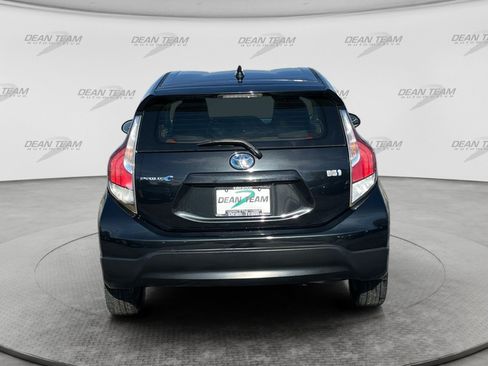 Used 2017 Toyota Prius C One FWD image 7
