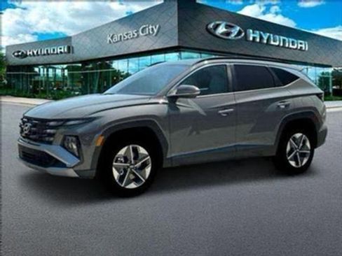 New 2025 Hyundai Tucson SEL image 5