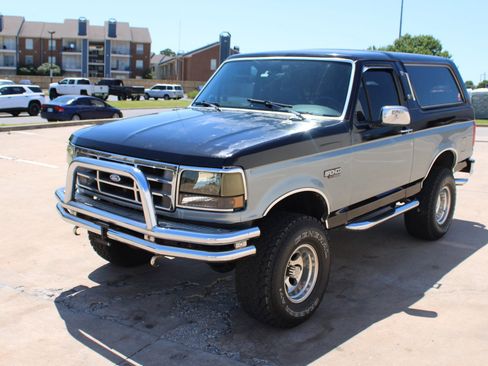 Used 1993 Ford Bronco AWD/4WD image 24