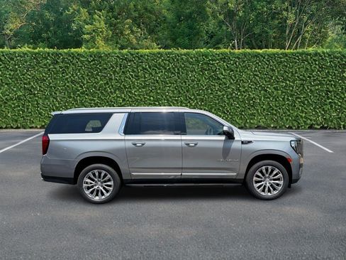 Used 2024 GMC Yukon XL Denali w/ Max Trailering Package AWD/4WD image 2