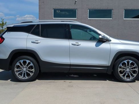 Used 2018 GMC Terrain SLT image 8