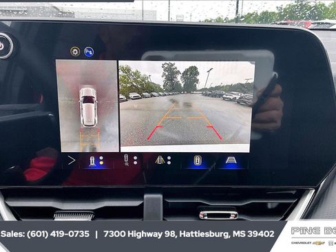 New 2026 Chevrolet Equinox LT w/ Safety and Technology Package FWD image 15