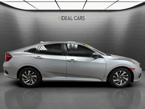 Used 2018 Honda Civic EX image 6