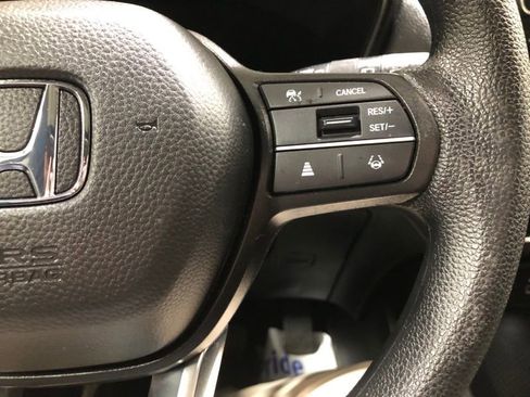 Used 2025 Honda CR-V EX image 23