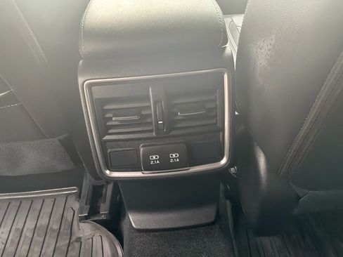 Used 2021 Subaru Forester Limited AWD/4WD image 17