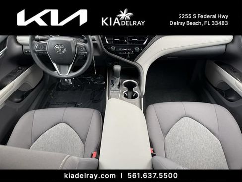 Used 2024 Toyota Camry LE FWD image 10