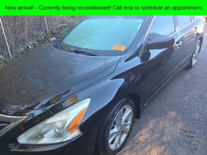 Used 2013 Nissan Altima 2.5 SV