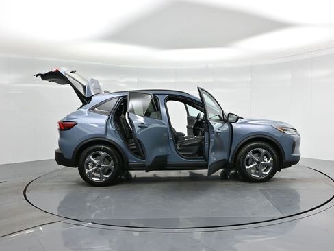 New 2025 Ford Escape ST-Line w/ Equipment Group 301A image 4