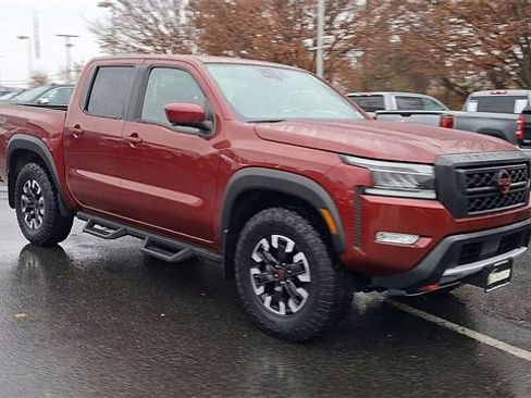 Used 2023 Nissan Frontier PRO-4X w/ Pro Convenience Package image 2