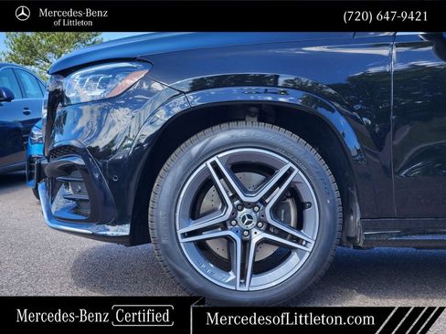 Certified 2024 Mercedes-Benz GLS 450 4MATIC image 9