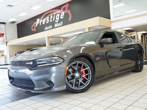 Used 2017 Dodge Charger R/T Scat Pack RWD image 21
