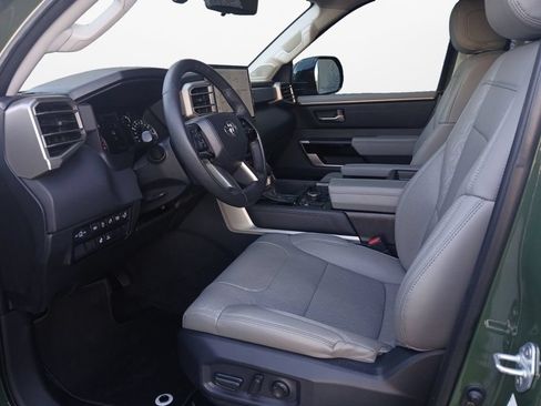 Used 2023 Toyota Tundra Limited AWD/4WD image 19
