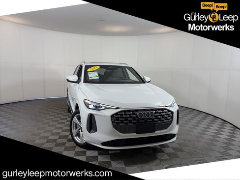 Certified 2025 Audi Q5 Premium Plus w/ Premium Plus image 1