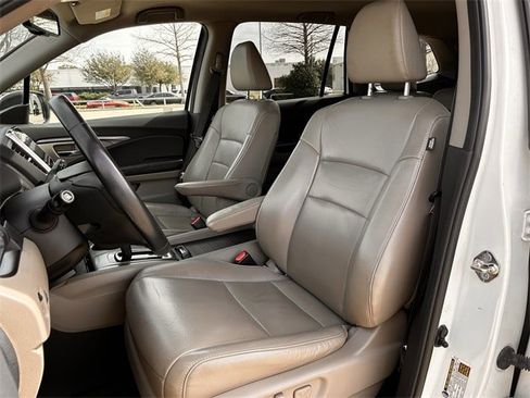 Used 2017 Honda Pilot EX-L image 25