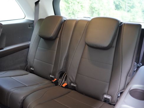Used 2020 Mercedes-Benz GLS 450 4MATIC image 30