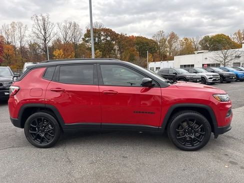 Certified 2023 Jeep Compass Altitude image 16