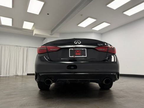 Used 2019 INFINITI Q50 Luxe RWD image 8