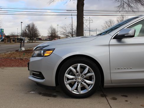 Used 2018 Chevrolet Impala LT image 44