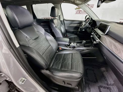 Used 2022 Kia Telluride SX w/ SX Prestige Package AWD/4WD image 34