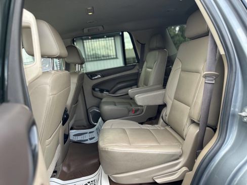 Used 2019 Chevrolet Tahoe LT RWD image 17