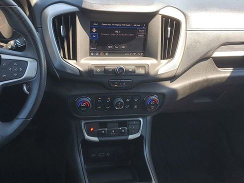 Certified 2024 GMC Terrain SLE w/ Driver Convenience Package FWD image 13
