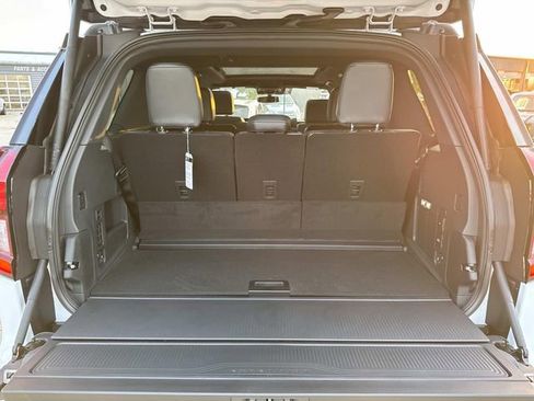 New 2025 Ford Expedition Platinum w/ Stealth Performance Package image 5