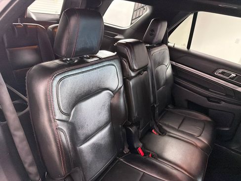 Used 2017 Ford Explorer Sport w/ Equipment Group 401A AWD/4WD image 22