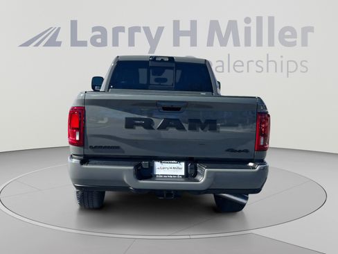 New 2026 RAM 2500 Laramie AWD/4WD image 4