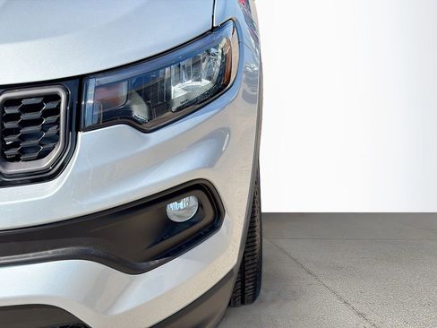 New 2026 Jeep Compass Latitude image 10