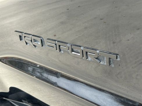 Used 2018 Toyota Sequoia TRD Sport image 21