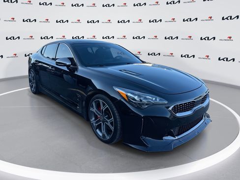 Used 2020 Kia Stinger GT1 RWD image 1