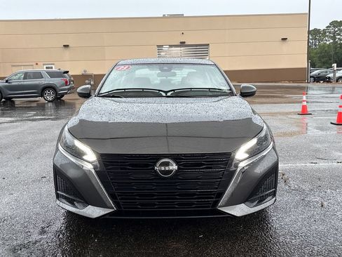 Used 2023 Nissan Altima 2.5 SV FWD image 8