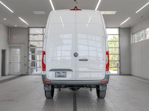 New 2025 Mercedes-Benz Sprinter 2500 image 14