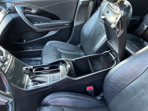 Used 2016 Hyundai Azera Limited image 17