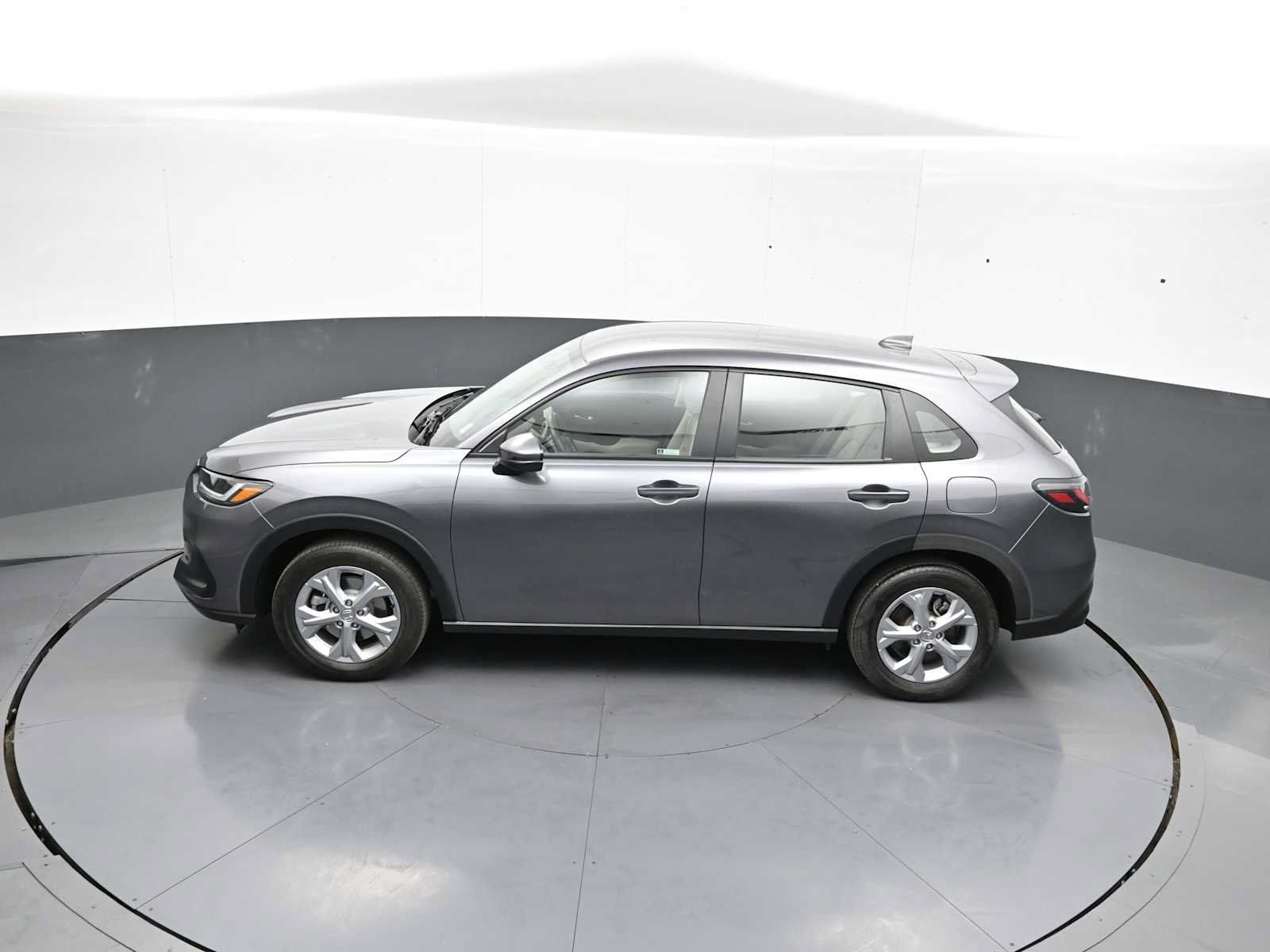 Used 2024 Honda HR-V LX image 39