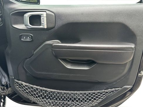 Used 2020 Jeep Wrangler Willys image 20