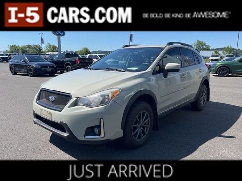 Used 2017 Subaru Crosstrek 2.0i Premium AWD/4WD image 1