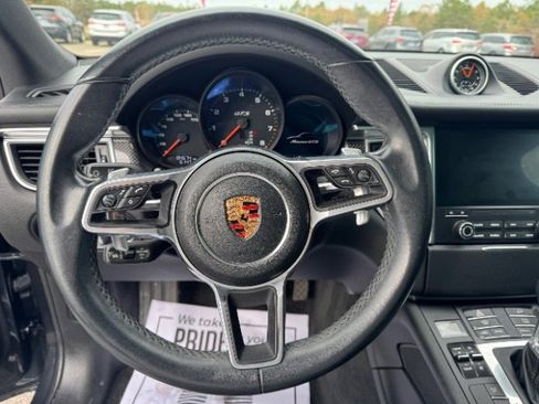 Used 2017 Porsche Macan GTS image 10