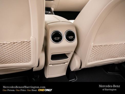 New 2025 Mercedes-Benz GLB 250 4MATIC image 21