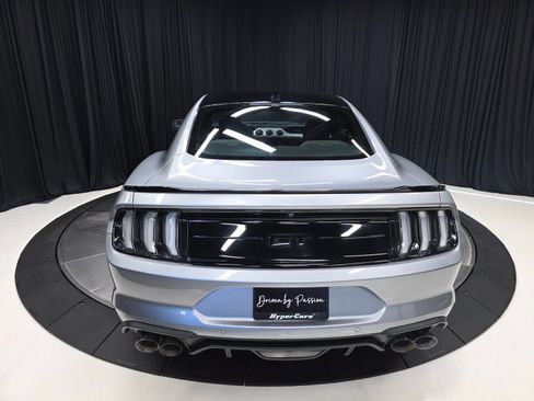 Used 2022 Ford Mustang GT Premium w/ Black Accent Package RWD image 11
