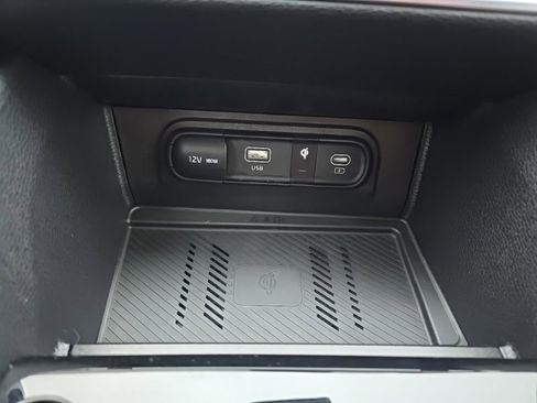 Certified 2025 Kia Sportage EX image 17