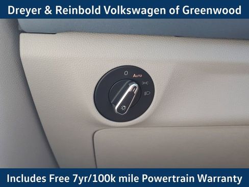 New 2025 Volkswagen Jetta SE image 26